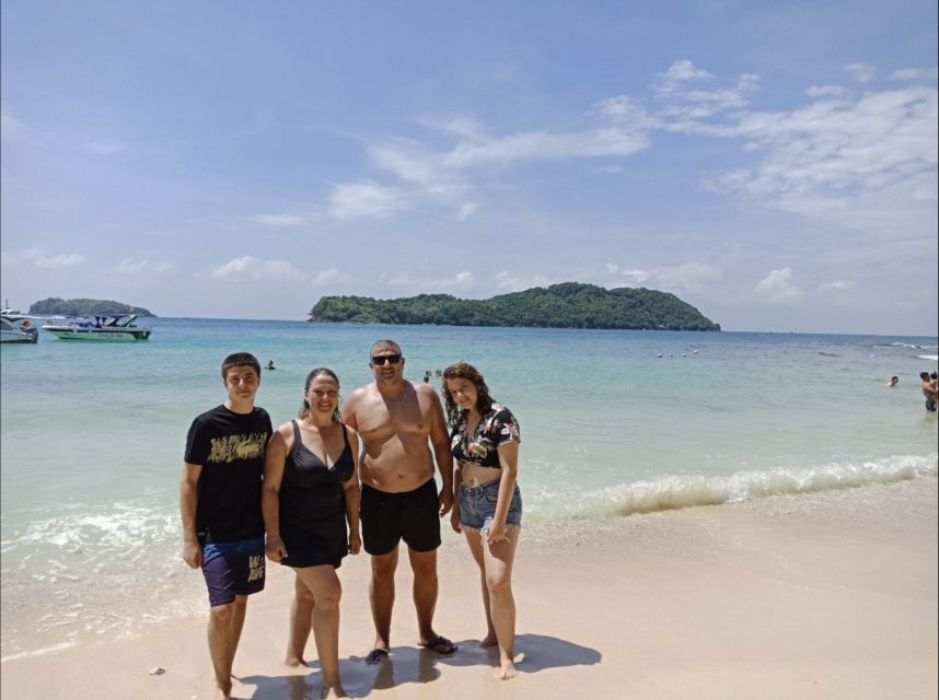 Phu Quoc: Speedboat Tour of 4 Islands with Snorkeling & BBQ - Seafood BBQ at a mainland restaurant
