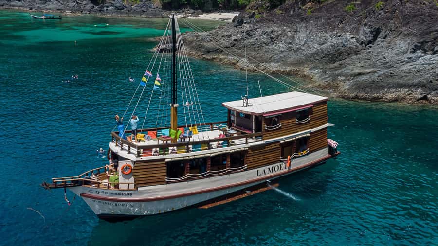 Phuket: Escape the crowds on relaxing boat (Snorkelling) - A quiet alternative to Phuket’s busy boat circuit