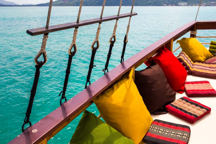 Phuket: Escape the crowds on relaxing boat (Snorkelling) - Lunch near Nui Beach