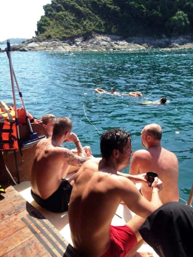 Phuket: Escape the crowds on relaxing boat (Snorkelling) - Karon and local snacks