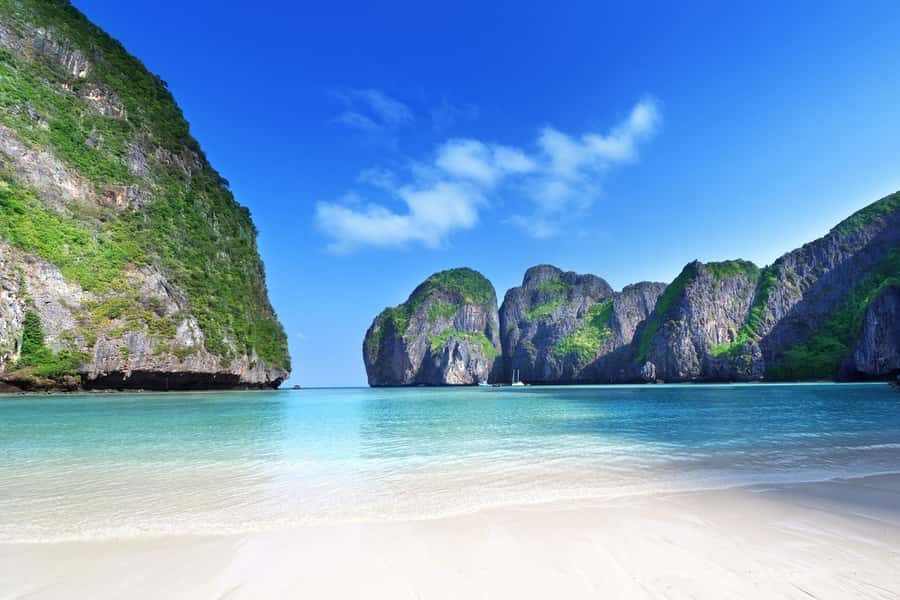 Phuket/Khao Lak: Snorkeling Trip to Phi Phi & Bamboo Islands - Loh Samah Bay and Maya Bay