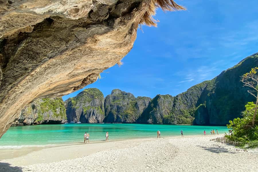 Phuket/Khao Lak: Snorkeling Trip to Phi Phi & Bamboo Islands - Pileh Lagoon and Viking Cave