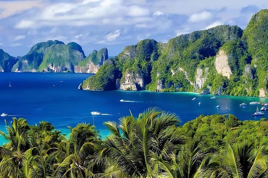 Phuket: Phi Phi & Bamboo Islands Snorkeling by Speedboat - Speedboat ride to the Phi Phi islands