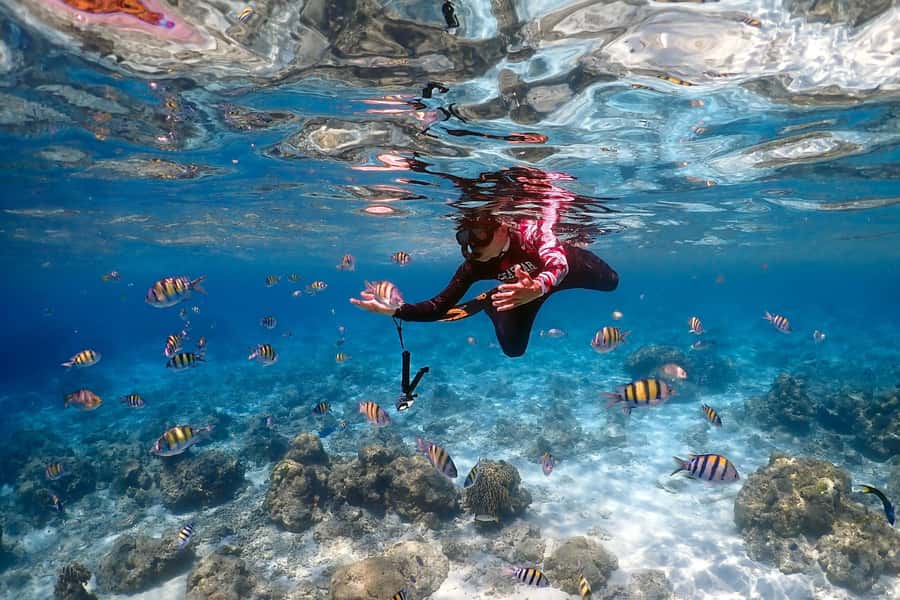 Phuket: Racha Islands Premium Tour with Snorkel & Lunch - The second Racha Yai water stop