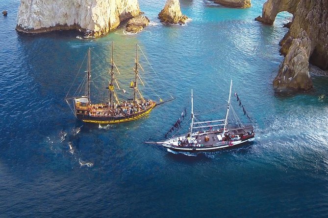 Pirate Ship Snorkel and Lunch Cruise in Los Cabos - Lunch arrives with chips, salsa, and an open bar