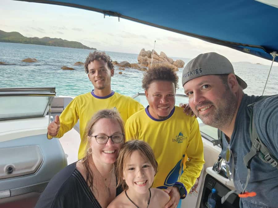 Praslin: Curieuse & St-Pierre Boat Adventure with Snorkeling - What is included, and where the value changes