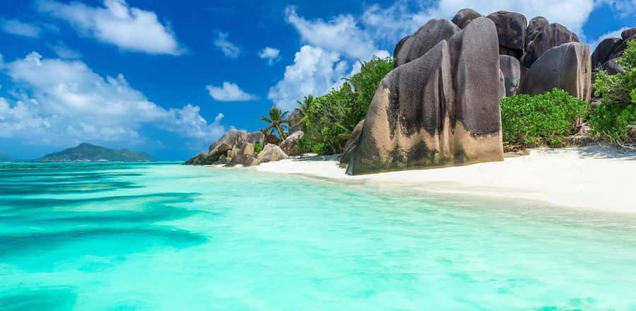 Praslin: Curieuse & St-Pierre Boat Adventure with Snorkeling - Should you book it?