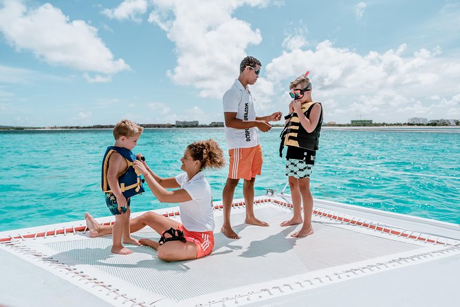 Premium Catamaran Morning Sail: Snorkeling, Mimosas and Brunch - What the morning food and drinks are really like