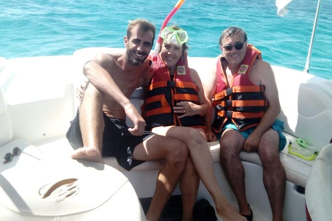 PRIVATE! | 4-hour Speed Boat Trip | Swim With Dolphins, Snorkeling & Island - Omo Gamaar and the value of a second reef stop