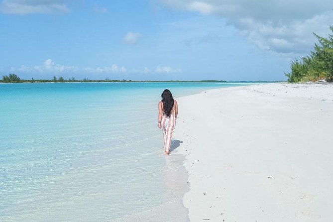 Private Boat Tours to outer islands, snacks drinks- snorkel- cruise! - Who will enjoy this private charter most