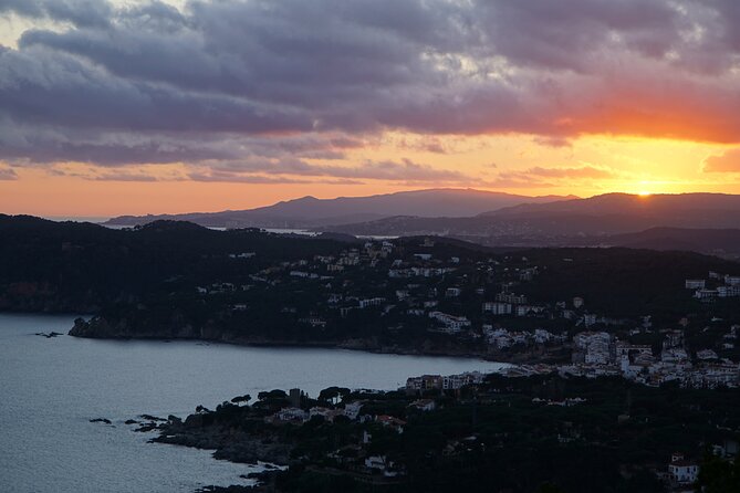 Private Costa Brava Hike and Snorkel from Barcelona with Lunch - Following the cliffs and the Iberian ruins