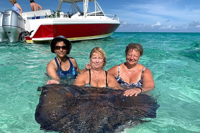 Private Half Day Stingray City, Snorkeling and Starfish Beach Tour - A private start at Cayman Islands Yacht Club