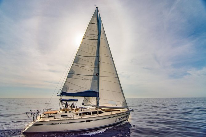 Private Luxury 42ft Sailing with Snorkeling in Los Cabos - A private sailing plan from Cabo Marina