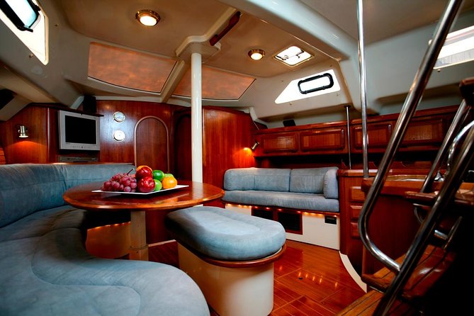 Private Luxury 42ft Sailing with Snorkeling in Los Cabos - Pelican Rock and snorkeling in warm water