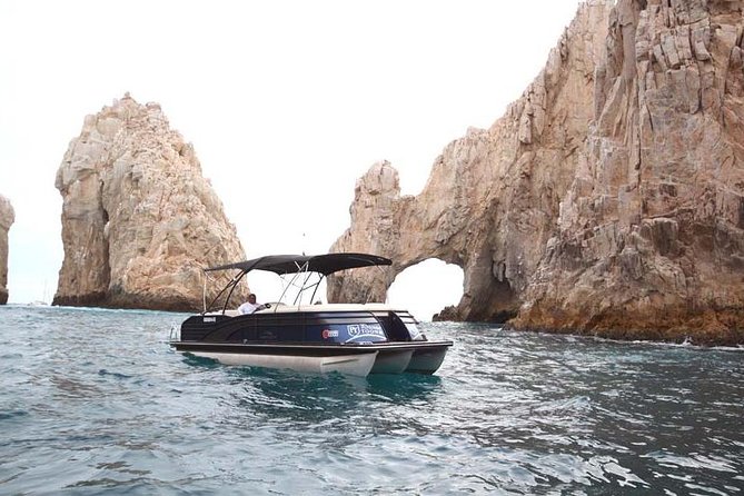 Private Luxury Pontoon Boat, Snorkel, Arch, Sunset & byond - What the $260 price means