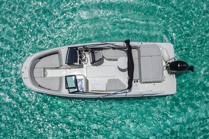 Private snorkeling with 23ft Sea Ray in San Miguel de Cozumel - A private morning or afternoon on Cozumel’s water