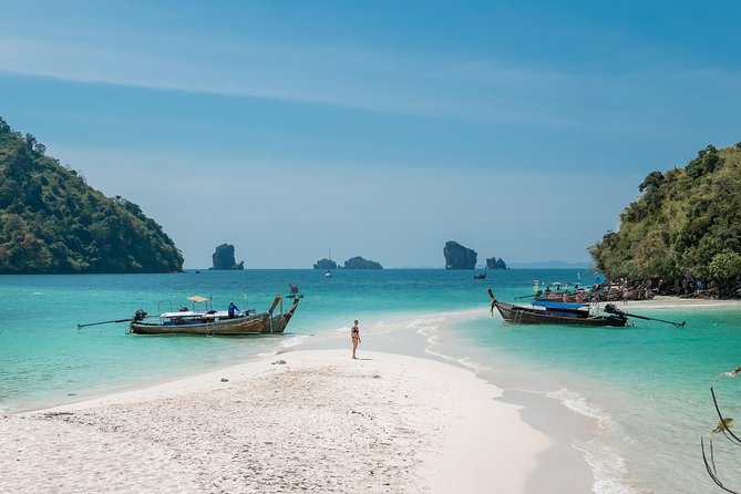 Private Tour to Hong Islands & 4 Islands with Sunset & Night Snorkel - Lunch on a quieter island