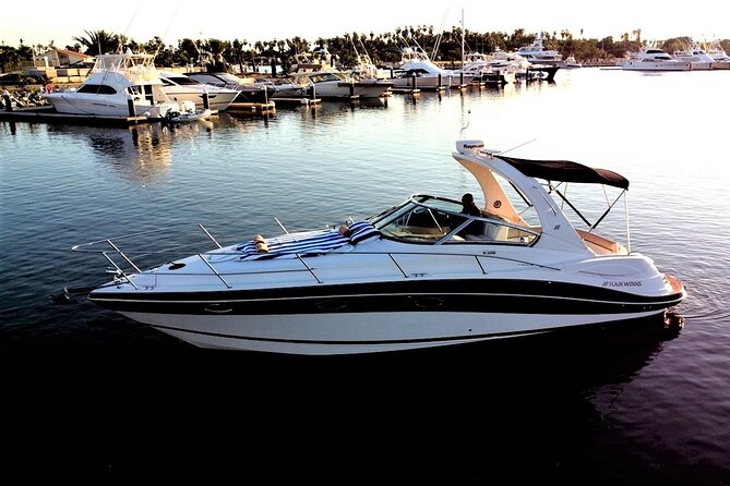 Private yacht charter for cruising & snorkeling in Cabo San Lucas - The crew and the feel onboard