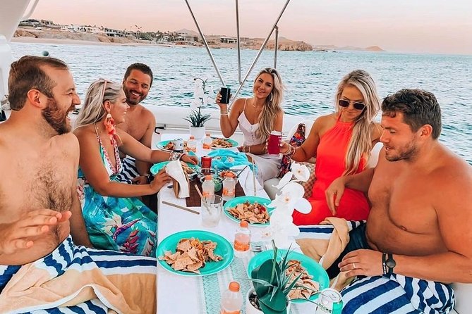 Private Yacht Cruise 4 Hour- Snorkeling & Paddle Boarding - Santa Maria or Chileno Bay for swimming