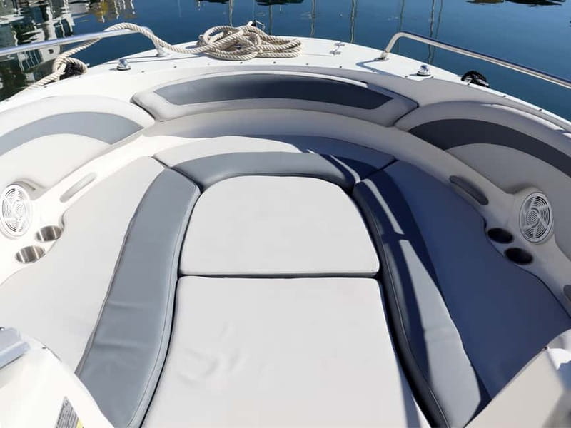 Puerto Banús: Floky Boat Cruise with Snorkeling & Paddle SUP - What the boat offers during the cruise