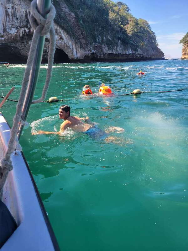 Puerto Vallarta: 3-Hour Whale Watching and Snorkeling - Beach stops, Las Animas, and an unplanned longer day