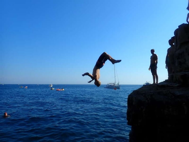 Pula: Sea Adventure – Boat, Kayak, Snorkeling & Cliff Jumps - Cliff jumping for those who want more excitement