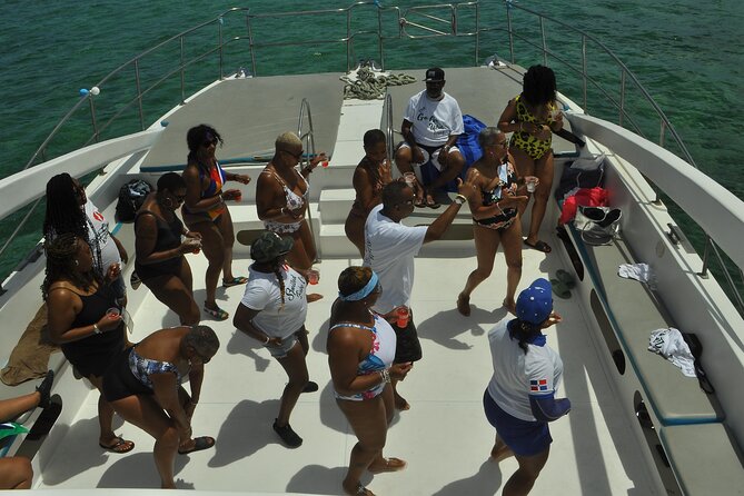 Punta Cana Party Boat Snorkeling with Music DJ and Open Bar - The panoramic dolphin view is brief