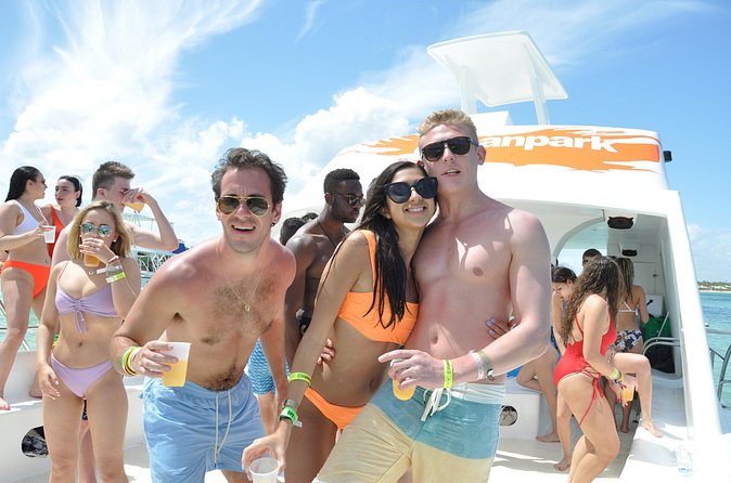 Punta Cana Private Virgen Beach Small & Big Group Snorkel Cruise - Food, drinks, and what to pack