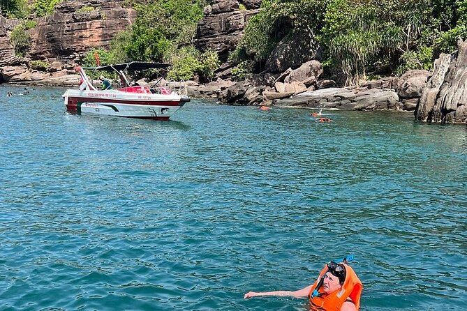 Real snorkel trip by speedboat with small group on Cham island - Beach lunch at Ong or Chong Beach