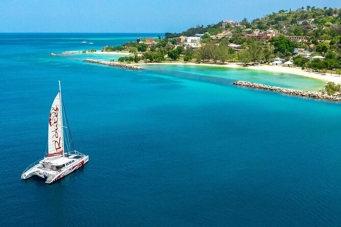 Reggae Catamaran and Snorkeling Open Bar Cruise Montego Bay - Snorkeling near Doctor’s Cave Beach