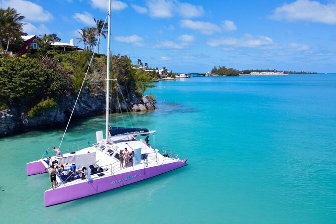 Restless Native Catamaran Sail and Snorkel Tour - The first hour: Bermuda from the water