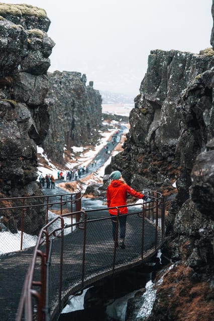Reykjavík: Golden Circle and Silfra Snorkeling Combo Tour - Geysir and Strokkur, Iceland’s steaming original