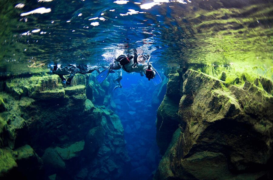 Reykjavík: Silfra Fissure Snorkeling between Two Continents - Photos, hot cocoa, and the return to land