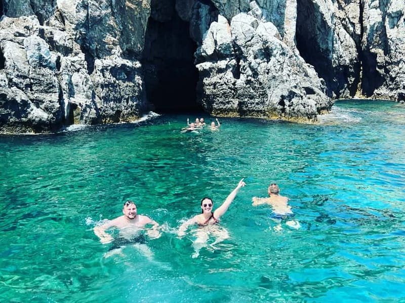 Rhodes: Anthony Quinn Bay & Sea Caves Snorkeling Cruise - Why the small group matters