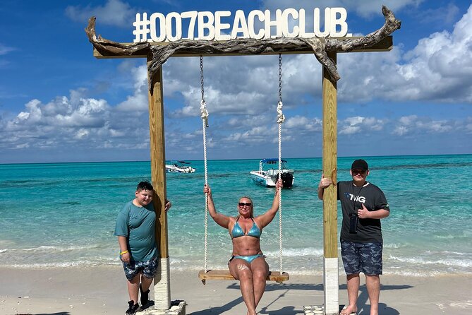 Rose Island Adventure: Snorkel, Sea Turtles, and Private Beach - Meeting at Margaritaville and getting on the boat