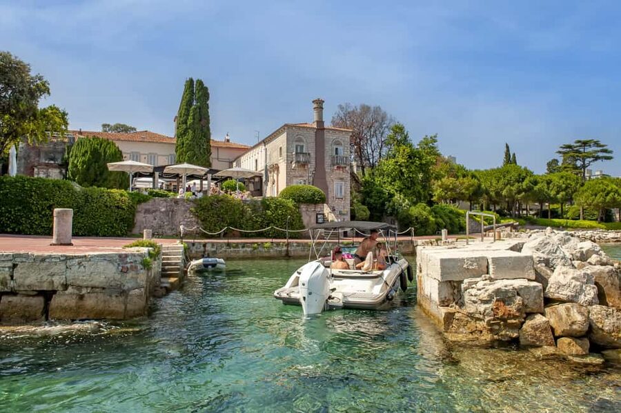Rovinj: Luxury Island Hopping with Swimming & Snorkeling - Golden Cape and the first coastal views