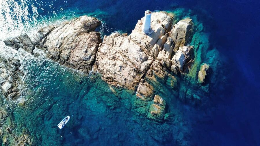 Rubber dinghy tour and snorkeling in Caprera - Crossing toward La Maddalena and Caprera