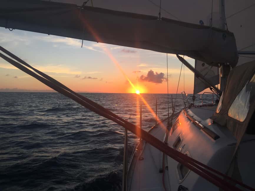 Sailing and Snorkeling Day Tour to Les Saintes - Should you book it?