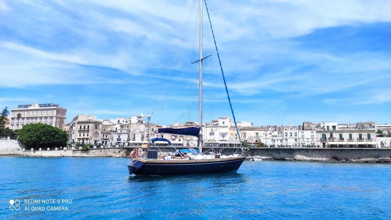 Sailing tour and guided snorkeling a Siracusa - A full 1 hour and 15 minutes in the water