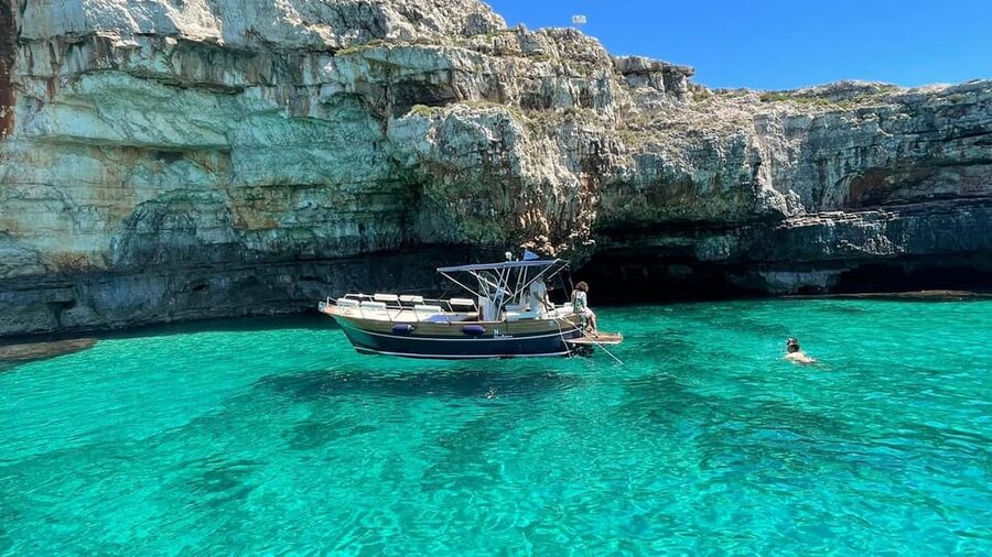 Santa Maria di Leuca : Tour in barca ,grotte e snorkeling - The return ride and aperitif