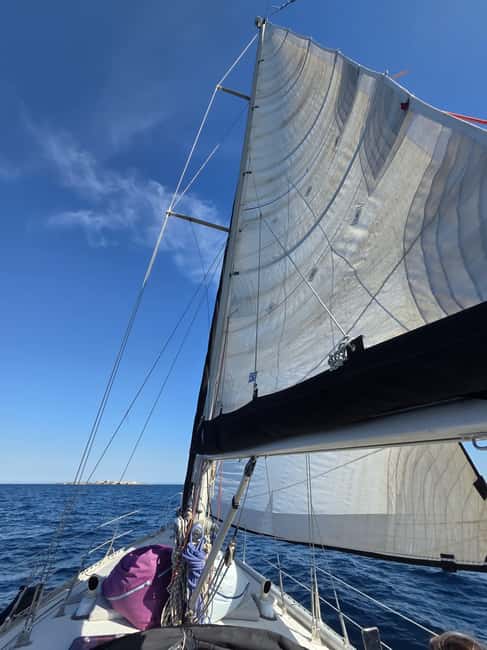 Santa Pola: Sail to Tabarca, snorkel, and enjoy sunset with a tasting - Who will enjoy this Santa Pola outing