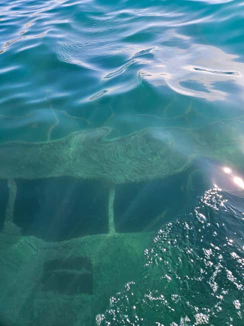 Sarandë: Boat Tour to Kroreza with Snorkel and free Umbrella - Turtle Cave and Secret Beach