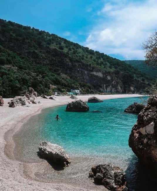 Sarandë:Boat Tour to Kroreza with snorkelling & umbrellas - What to bring for a better day