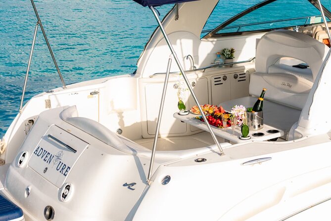 SeaRay 43ft Isla Mujeres, Snorkelling and more!! - Setting out from Aquatours Marina at 10 a.m.