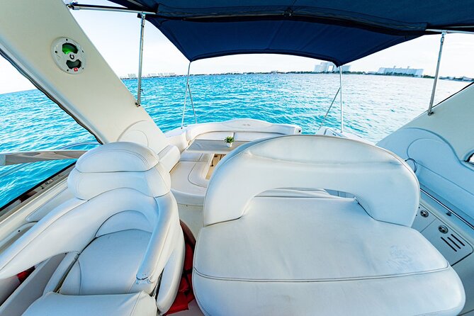 SeaRay 43ft Isla Mujeres, Snorkelling and more!! - Boat comforts that make five hours easier