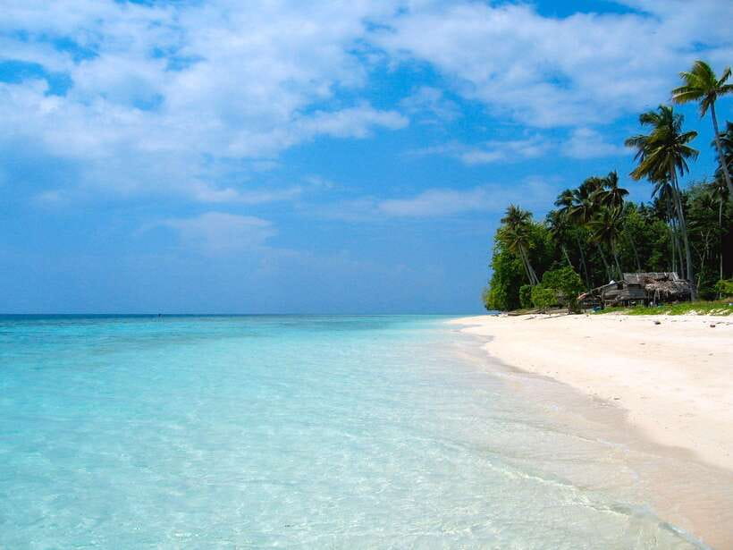 Semporna: Explore 3 Islands Tour Snorkel or Dive & Lunch - Mataking: another chance for clear water