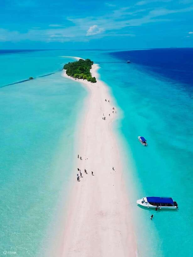 Semporna: Explore 3 Islands Tour Snorkel or Dive & Lunch - Leaving Semporna by speedboat
