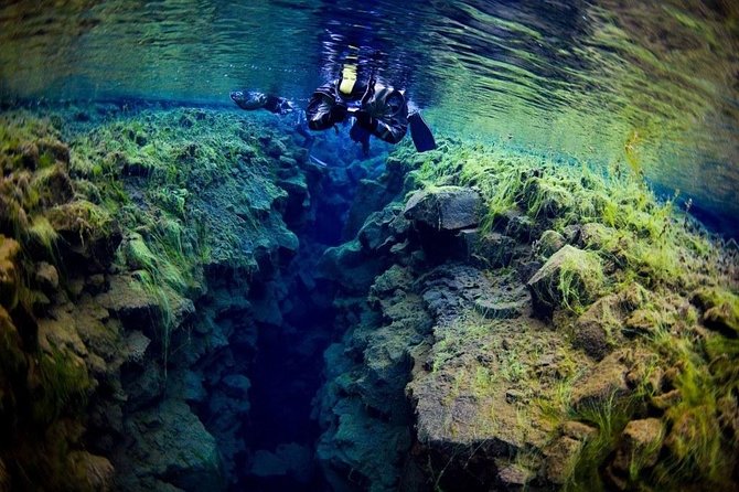 Silfra Fissure Snorkeling From Reykjavík - Free Underwater Photos - Underwater photos are useful, but not guaranteed masterpieces