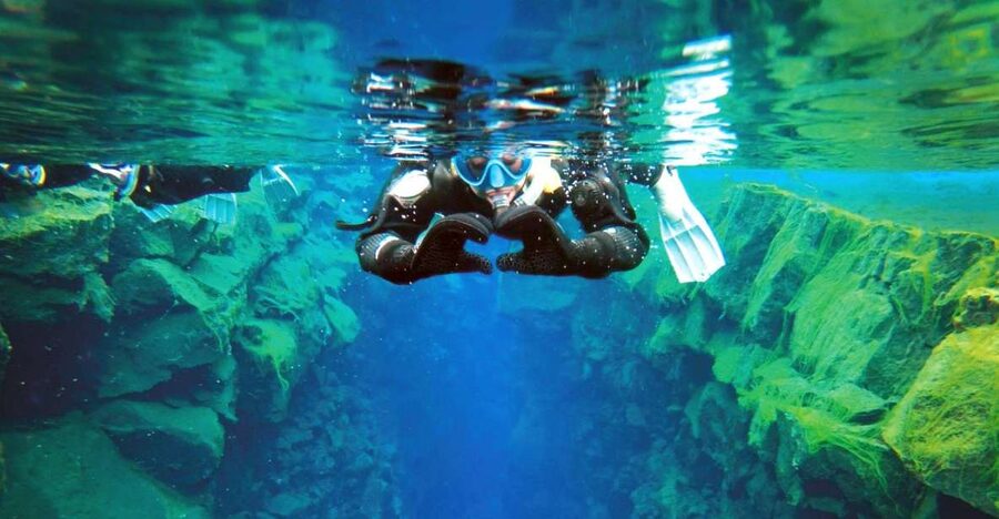 Silfra: Fissure Snorkeling Tour with Underwater Photos - Meeting at P5 in Þingvellir National Park