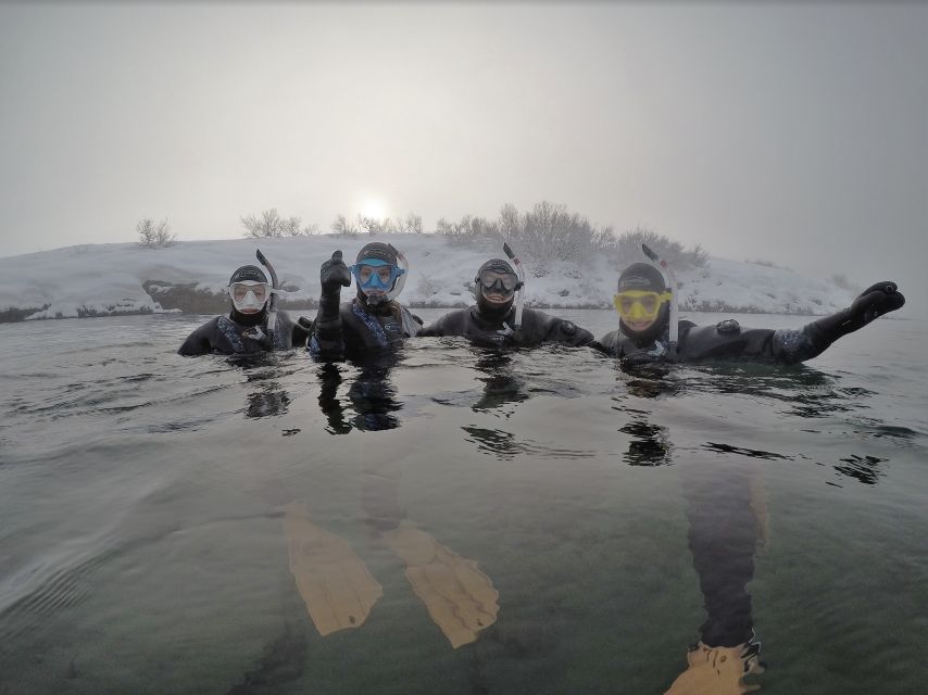 Silfra: Fissure Snorkeling Tour with Underwater Photos - Cold Water, Warm Drinks, and a Sensible Pause